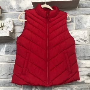 Red Gap vest new with tags